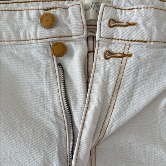 Universal Thread White Jean Shorts Frayed Style - Picture 4 of 5